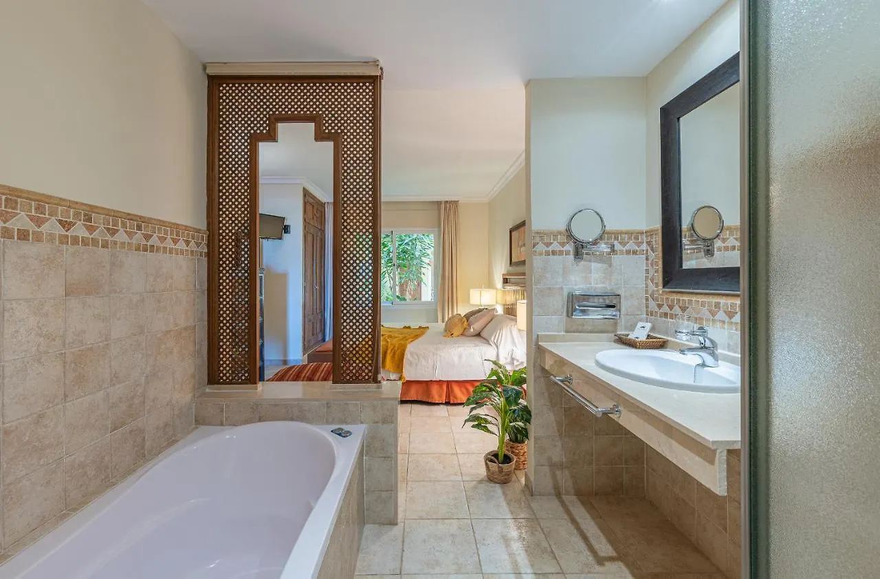 Mijas Costa, Apartment Near To Beach, Wyndham Màlaga